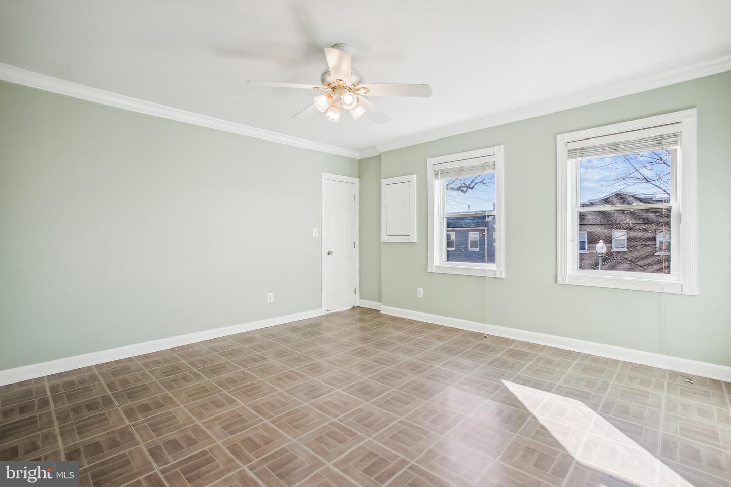 1246 QUEEN ST NE #3, WASHINGTON, District Of Columbia 20002, 2 Bedrooms Bedrooms, ,1 BathroomBathrooms,Residential,For sale,1246 QUEEN ST NE #3,DCDC2227636 MLS # DCDC2227636