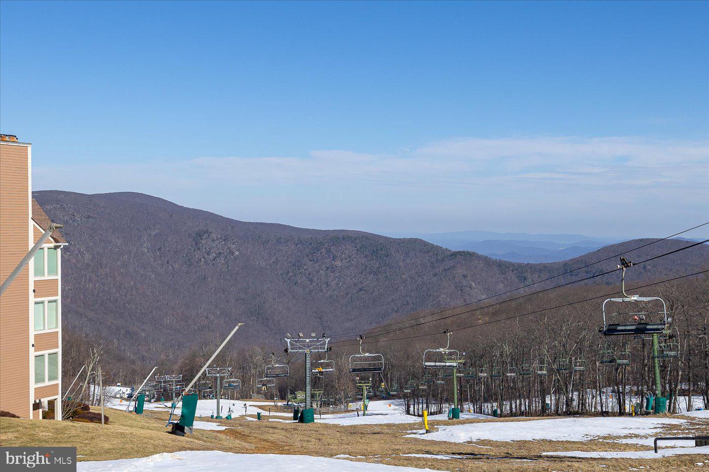 905 DIAMOND HILL, WINTERGREEN, Virginia 22967, 1 Bedroom Bedrooms, ,1 BathroomBathrooms,Residential,For sale,905 DIAMOND HILL,VANL2000598 MLS # VANL2000598