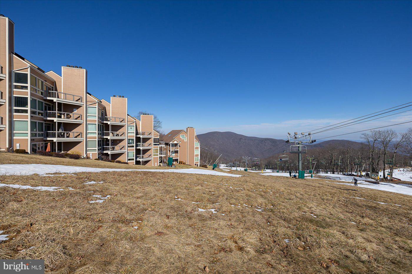 905 DIAMOND HILL, WINTERGREEN, Virginia 22967, 1 Bedroom Bedrooms, ,1 BathroomBathrooms,Residential,For sale,905 DIAMOND HILL,VANL2000598 MLS # VANL2000598
