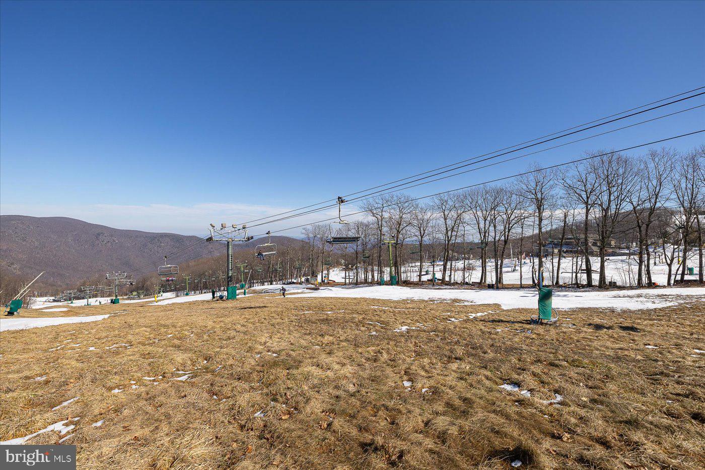 905 DIAMOND HILL, WINTERGREEN, Virginia 22967, 1 Bedroom Bedrooms, ,1 BathroomBathrooms,Residential,For sale,905 DIAMOND HILL,VANL2000598 MLS # VANL2000598