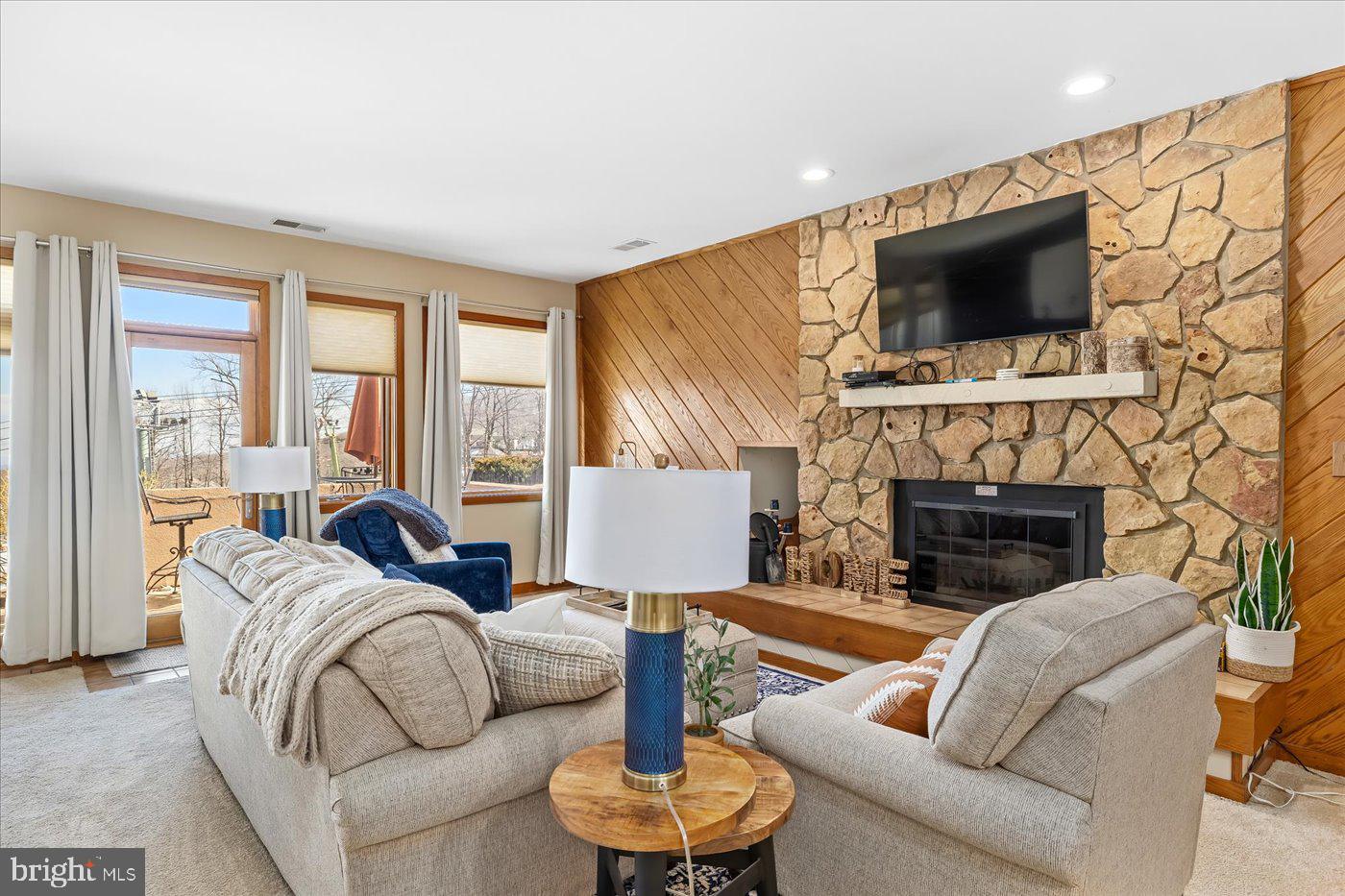 905 DIAMOND HILL, WINTERGREEN, Virginia 22967, 1 Bedroom Bedrooms, ,1 BathroomBathrooms,Residential,For sale,905 DIAMOND HILL,VANL2000598 MLS # VANL2000598