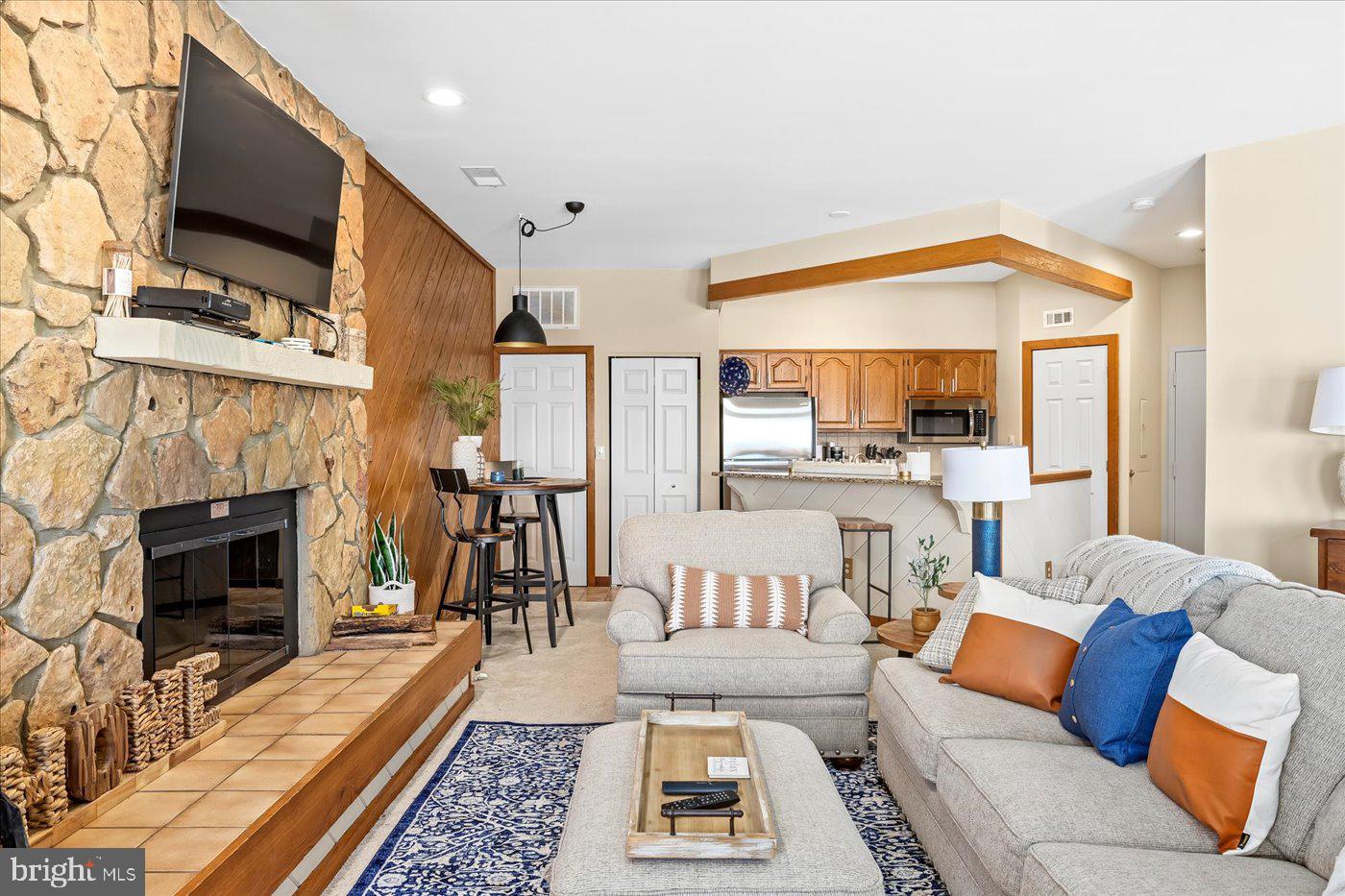905 DIAMOND HILL, WINTERGREEN, Virginia 22967, 1 Bedroom Bedrooms, ,1 BathroomBathrooms,Residential,For sale,905 DIAMOND HILL,VANL2000598 MLS # VANL2000598