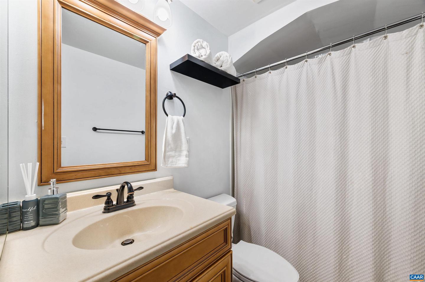 75 LUMBER LN, BARBOURSVILLE, Virginia 22923, 3 Bedrooms Bedrooms, ,1 BathroomBathrooms,Residential,For sale,75 LUMBER LN,670145 MLS # 670145 75 LUMBER LN, BARBOURSVILLE, Virginia 22923, 3 Bedrooms Bedrooms, ,1 BathroomBathrooms,Residential,For sale,75 LUMBER LN,670145 MLS # 670145