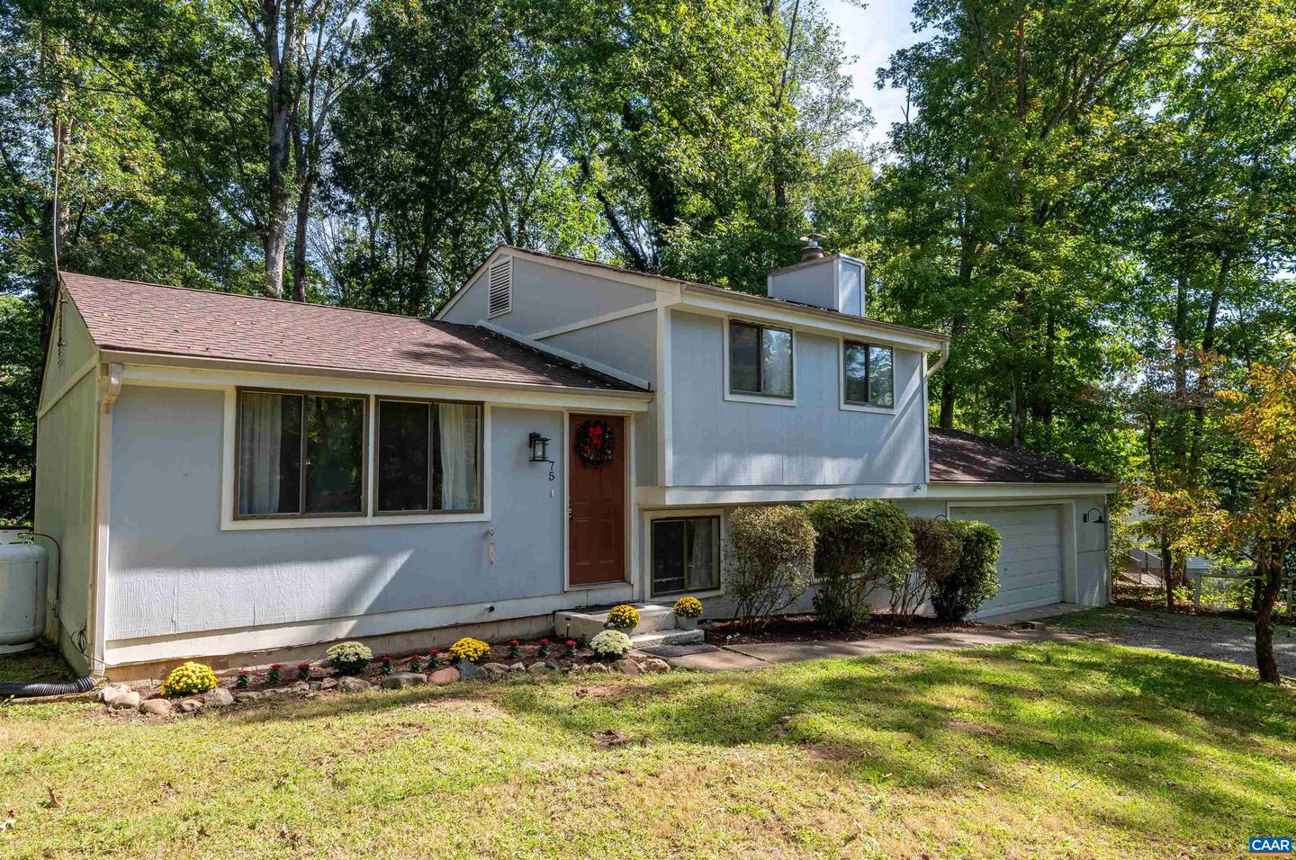 75 LUMBER LN, BARBOURSVILLE, Virginia 22923, 3 Bedrooms Bedrooms, ,1 BathroomBathrooms,Residential,For sale,75 LUMBER LN,670145 MLS # 670145 75 LUMBER LN, BARBOURSVILLE, Virginia 22923, 3 Bedrooms Bedrooms, ,1 BathroomBathrooms,Residential,For sale,75 LUMBER LN,670145 MLS # 670145