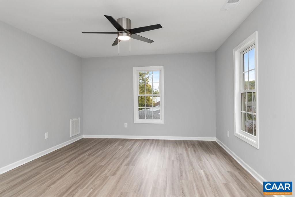 229 S WINCHESTER AVE, WAYNESBORO, Virginia 22980, 3 Bedrooms Bedrooms, ,2 BathroomsBathrooms,Residential,For sale,229 S WINCHESTER AVE,670146 MLS # 670146