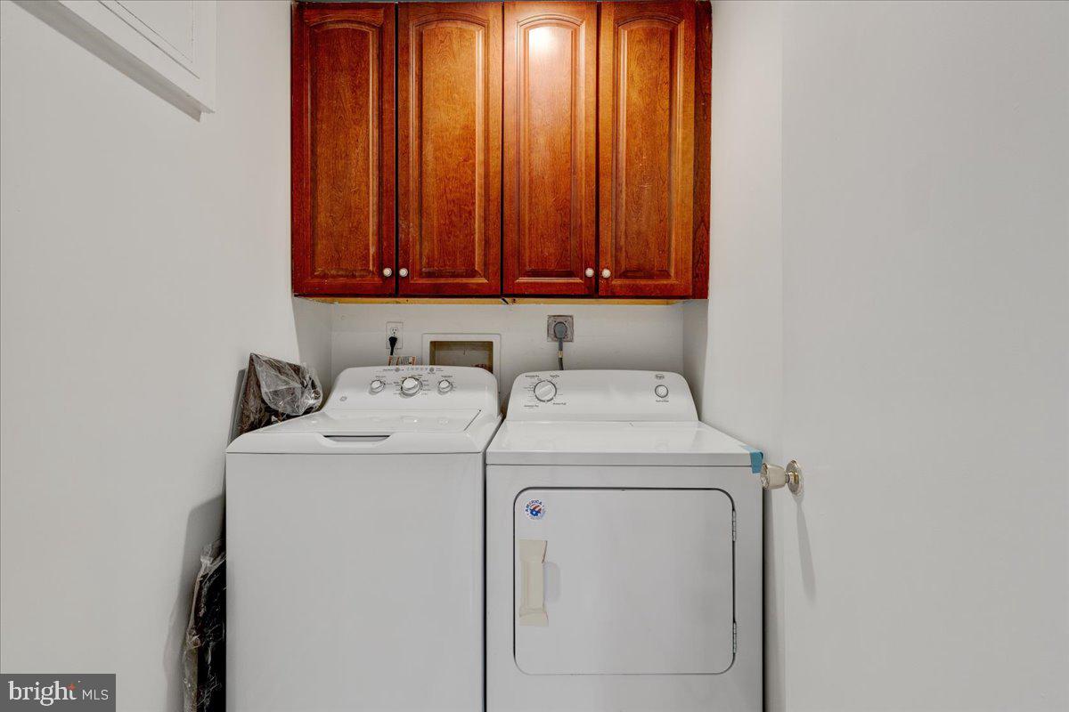 1667 S HAYES ST #1, ARLINGTON, Virginia 22202, 3 Bedrooms Bedrooms, ,2 BathroomsBathrooms,Residential,For sale,1667 S HAYES ST #1,VAAR2065064 MLS # VAAR2065064