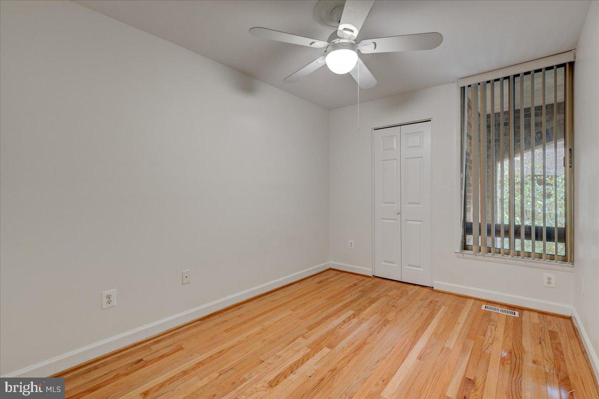 1667 S HAYES ST #1, ARLINGTON, Virginia 22202, 3 Bedrooms Bedrooms, ,2 BathroomsBathrooms,Residential,For sale,1667 S HAYES ST #1,VAAR2065064 MLS # VAAR2065064
