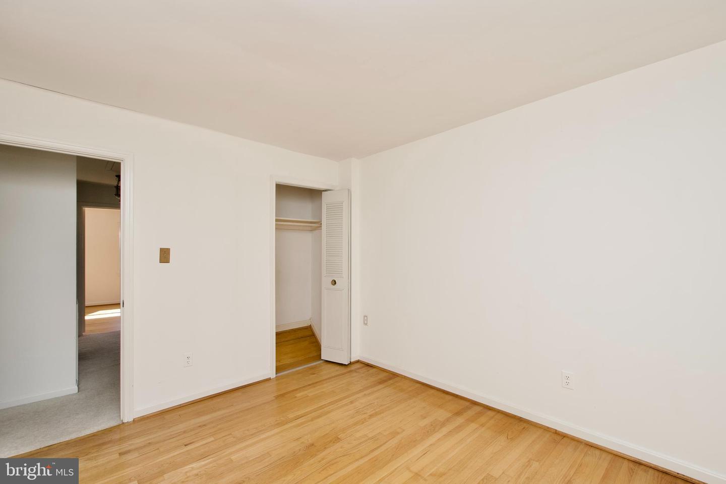2417 FALLS PLACE CT, FALLS CHURCH, Virginia 22043, 3 Bedrooms Bedrooms, ,2 BathroomsBathrooms,Residential,For sale,2417 FALLS PLACE CT,VAFX2274992 MLS # VAFX2274992