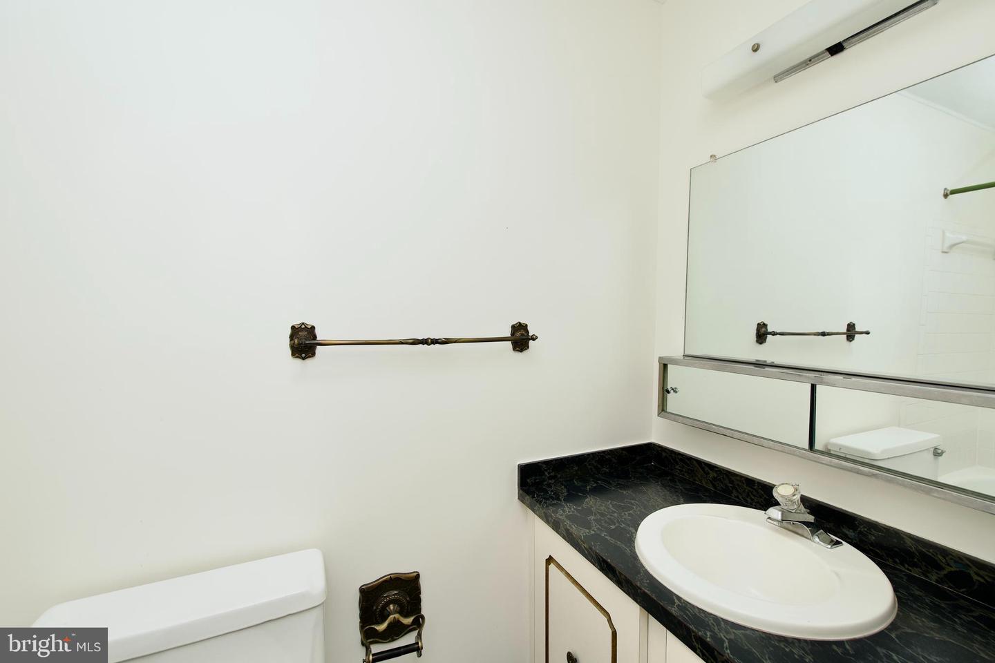 2417 FALLS PLACE CT, FALLS CHURCH, Virginia 22043, 3 Bedrooms Bedrooms, ,2 BathroomsBathrooms,Residential,For sale,2417 FALLS PLACE CT,VAFX2274992 MLS # VAFX2274992
