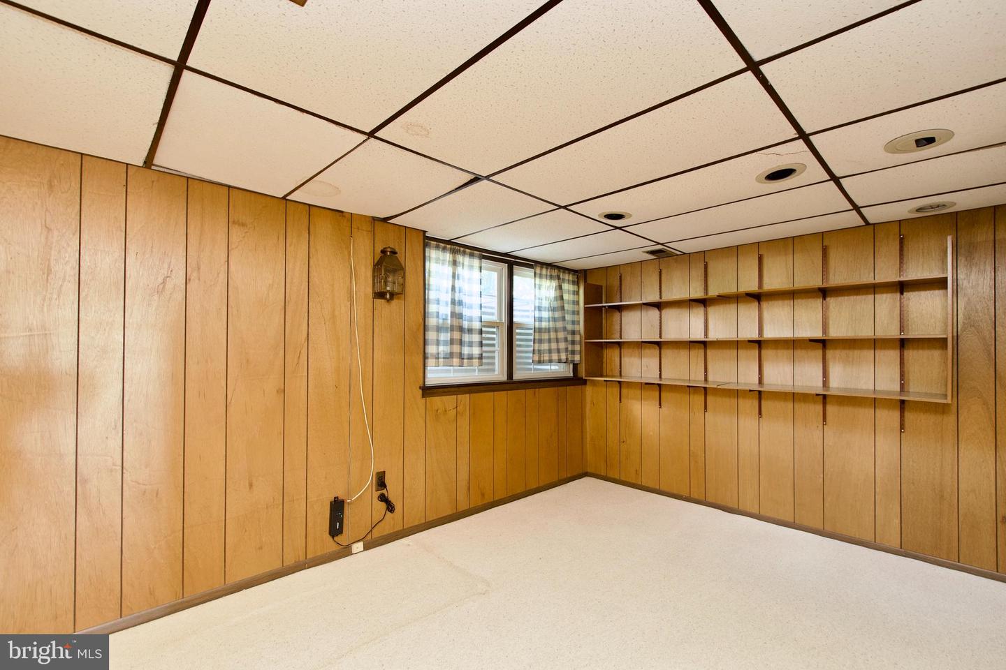 2417 FALLS PLACE CT, FALLS CHURCH, Virginia 22043, 3 Bedrooms Bedrooms, ,2 BathroomsBathrooms,Residential,For sale,2417 FALLS PLACE CT,VAFX2274992 MLS # VAFX2274992