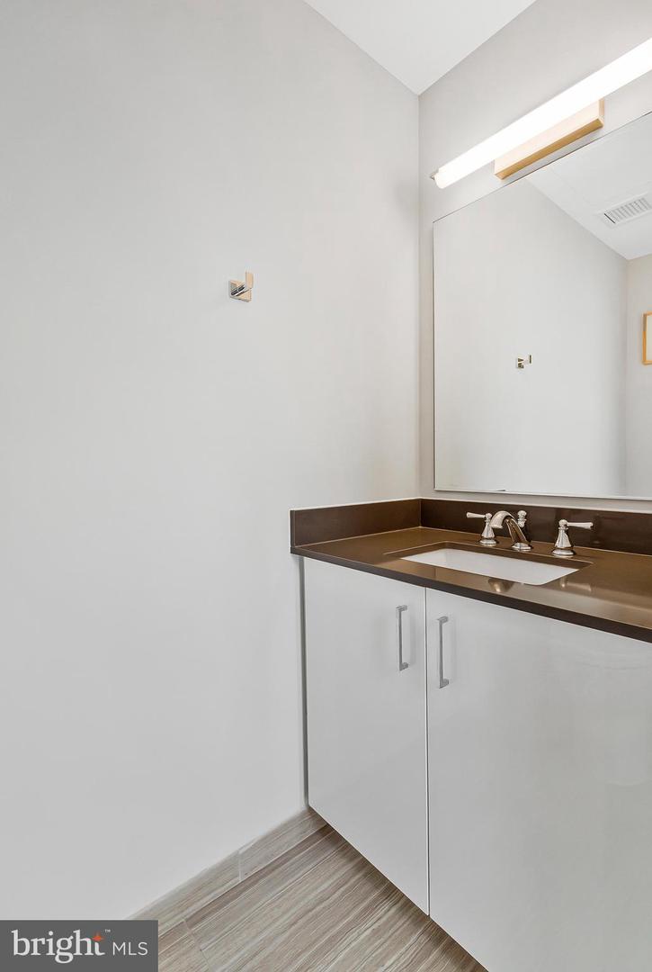 88 V ST SW #201, WASHINGTON, District Of Columbia 20024, 2 Bedrooms Bedrooms, ,2 BathroomsBathrooms,Residential,For sale,88 V ST SW #201,DCDC2227580 MLS # DCDC2227580