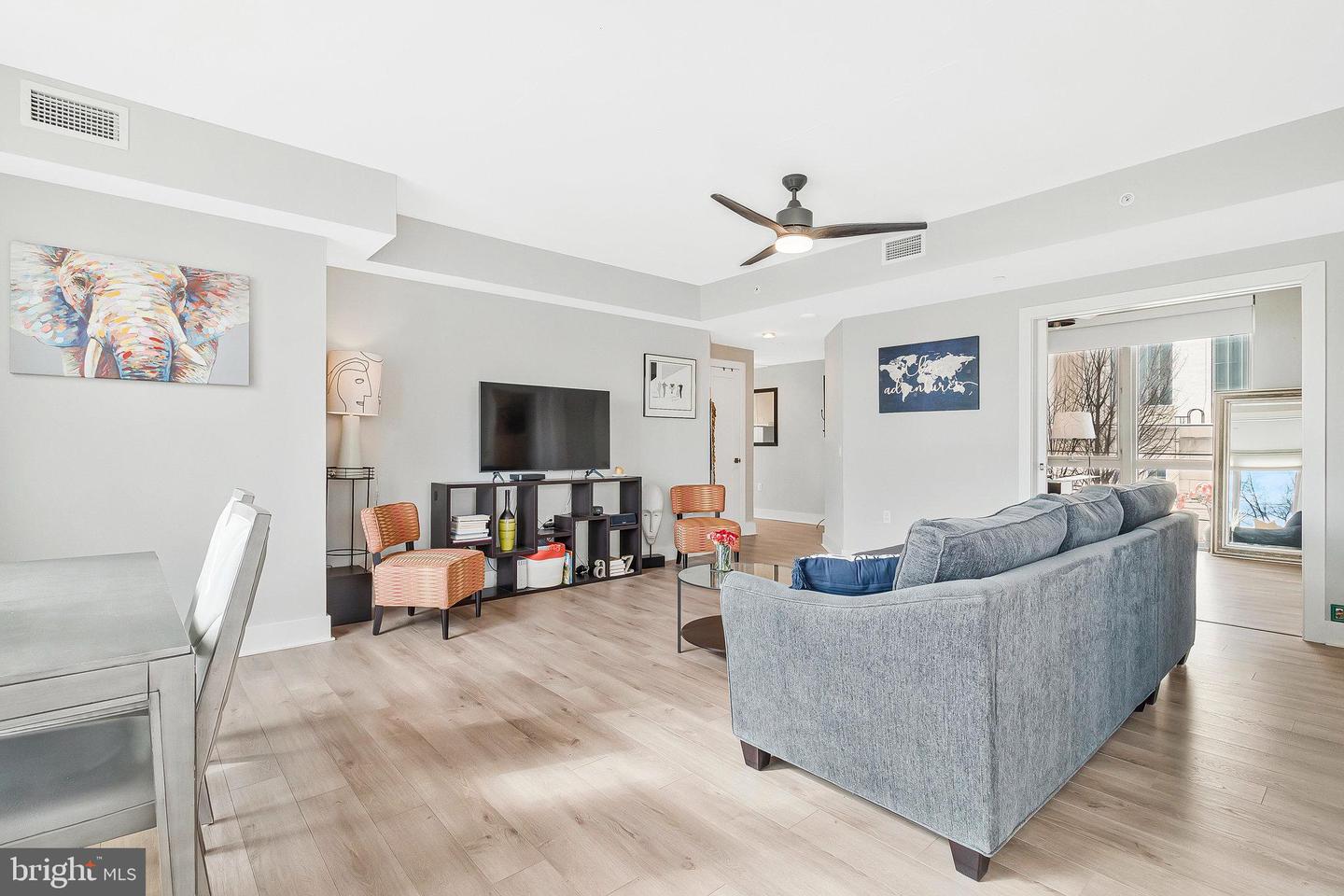 88 V ST SW #201, WASHINGTON, District Of Columbia 20024, 2 Bedrooms Bedrooms, ,2 BathroomsBathrooms,Residential,For sale,88 V ST SW #201,DCDC2227580 MLS # DCDC2227580