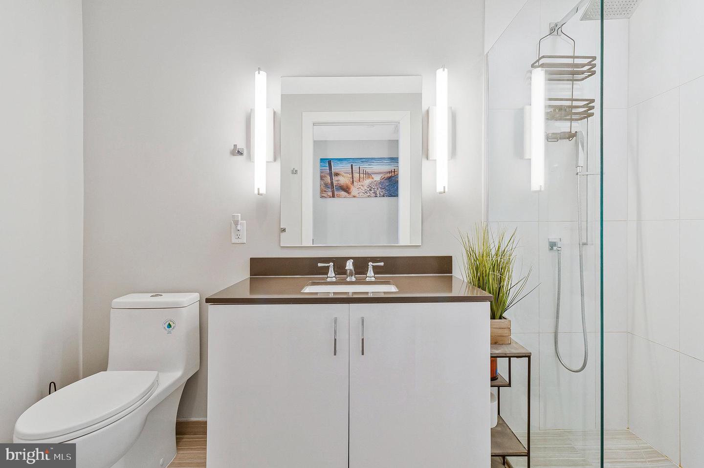 88 V ST SW #201, WASHINGTON, District Of Columbia 20024, 2 Bedrooms Bedrooms, ,2 BathroomsBathrooms,Residential,For sale,88 V ST SW #201,DCDC2227580 MLS # DCDC2227580