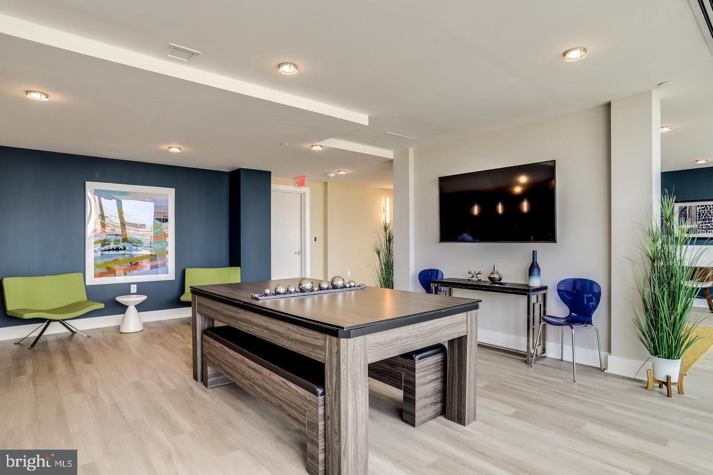 88 V ST SW #201, WASHINGTON, District Of Columbia 20024, 2 Bedrooms Bedrooms, ,2 BathroomsBathrooms,Residential,For sale,88 V ST SW #201,DCDC2227580 MLS # DCDC2227580