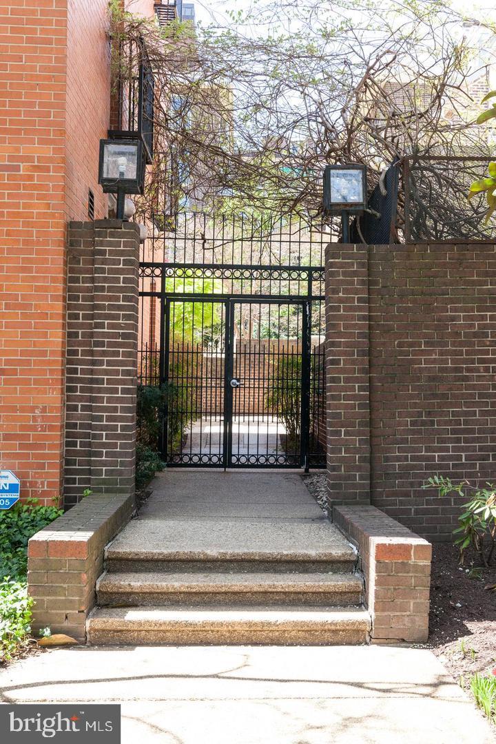 88 V ST SW #201, WASHINGTON, District Of Columbia 20024, 2 Bedrooms Bedrooms, ,2 BathroomsBathrooms,Residential,For sale,88 V ST SW #201,DCDC2227580 MLS # DCDC2227580
