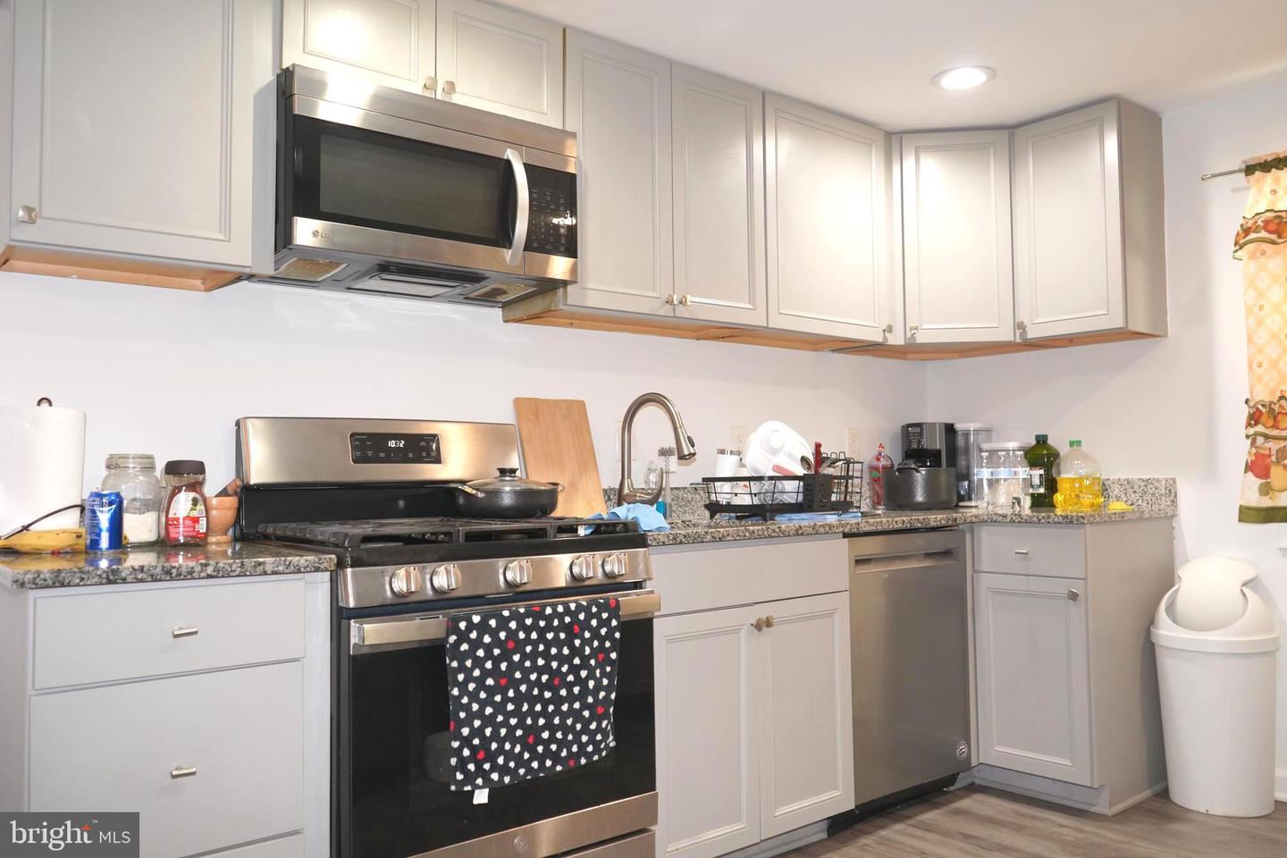 13304 HARDY CT, WOODBRIDGE, Virginia 22193, 3 Bedrooms Bedrooms, ,2 BathroomsBathrooms,Residential,For sale,13304 HARDY CT,VAPW2106222 MLS # VAPW2106222