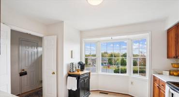 FAIRFAX, Virginia 22033, 3 Bedrooms Bedrooms, ,2 BathroomsBathrooms,Residential,For sale,VAFX2275004 MLS # VAFX2275004