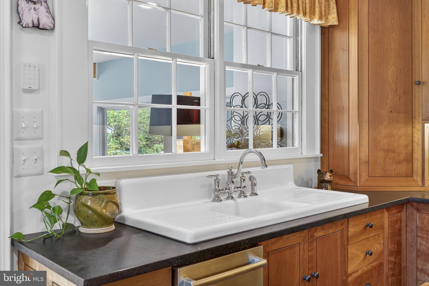 609 MAIN ST, WASHINGTON, Virginia 22747, 2 Bedrooms Bedrooms, ,2 BathroomsBathrooms,Residential,For sale,609 MAIN ST,VARP2002064 MLS # VARP2002064