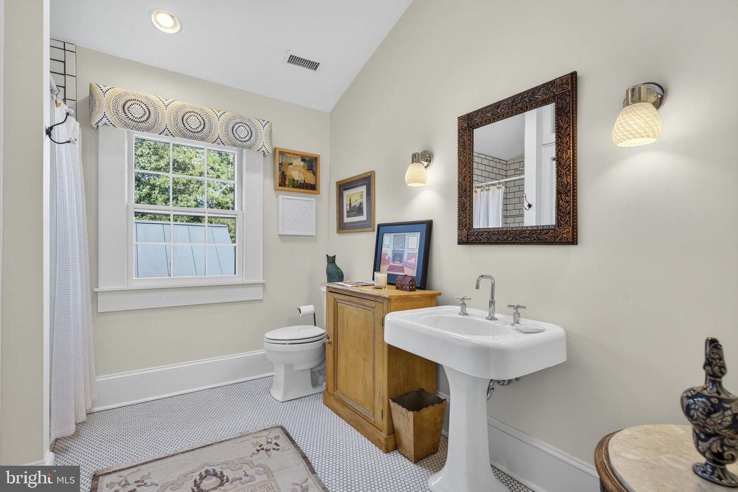 609 MAIN ST, WASHINGTON, Virginia 22747, 2 Bedrooms Bedrooms, ,2 BathroomsBathrooms,Residential,For sale,609 MAIN ST,VARP2002064 MLS # VARP2002064