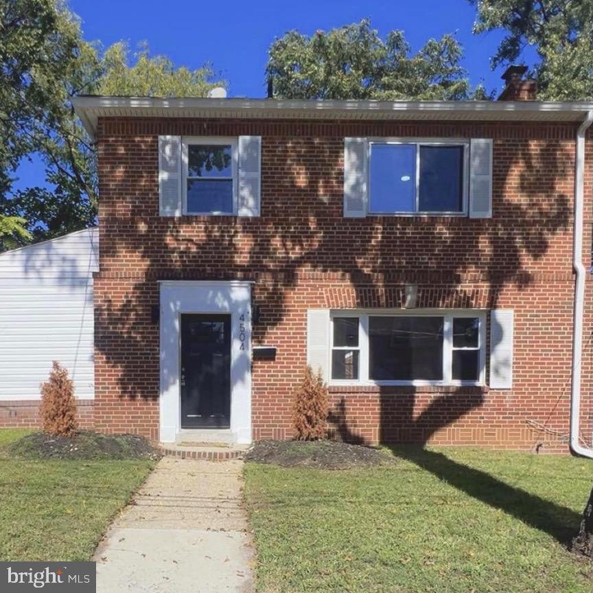 4504 CLAY ST NE, WASHINGTON, District Of Columbia 20019, 4 Bedrooms Bedrooms, ,1 BathroomBathrooms,Residential,For sale,4504 CLAY ST NE,DCDC2202330 MLS # DCDC2202330