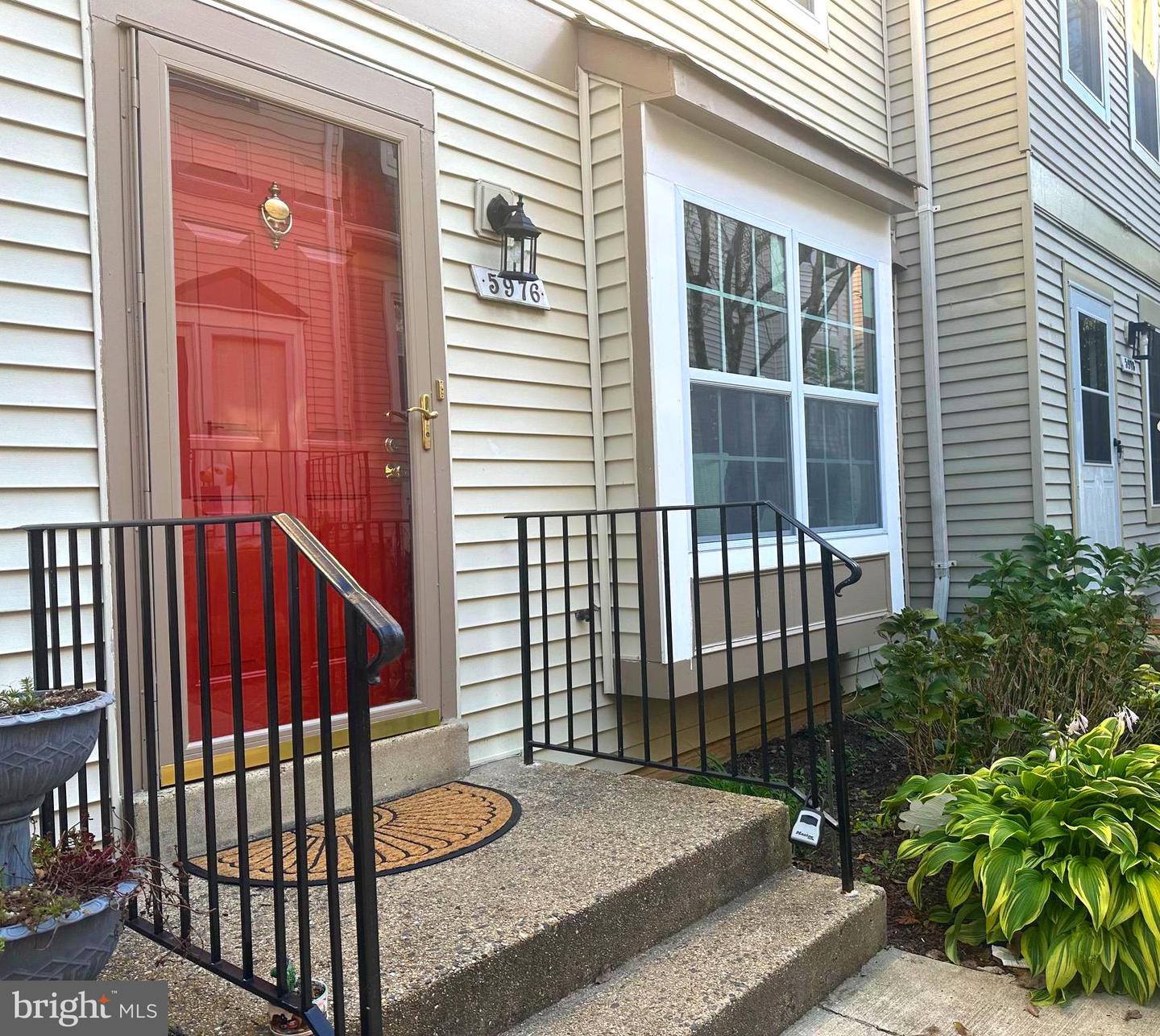 5976 ANNABERG PL #168, BURKE, Virginia 22015, 3 Bedrooms Bedrooms, ,3 BathroomsBathrooms,Residential,For sale,5976 ANNABERG PL #168,VAFX2243166 MLS # VAFX2243166
