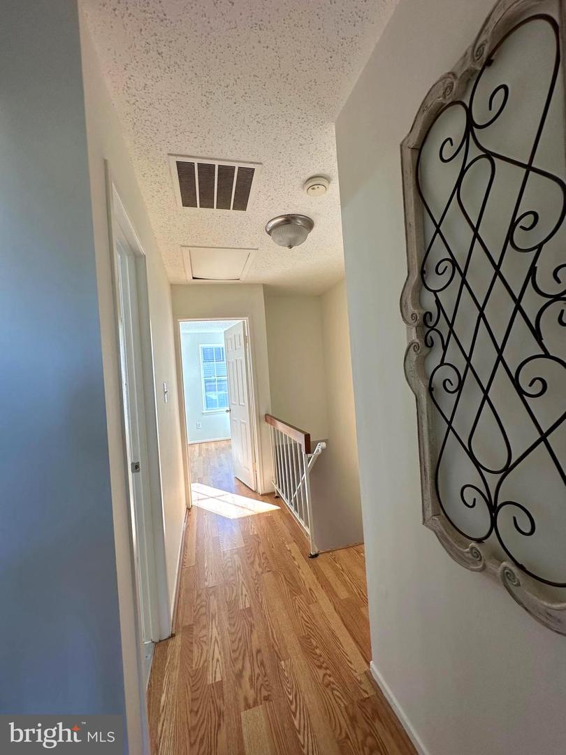 5976 ANNABERG PL #168, BURKE, Virginia 22015, 3 Bedrooms Bedrooms, ,3 BathroomsBathrooms,Residential,For sale,5976 ANNABERG PL #168,VAFX2243166 MLS # VAFX2243166