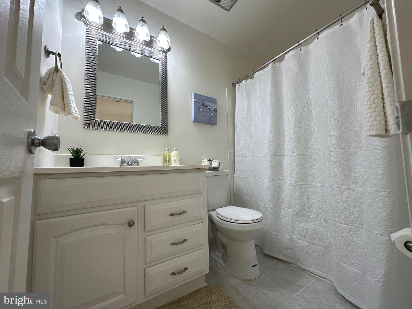 5976 ANNABERG PL #168, BURKE, Virginia 22015, 3 Bedrooms Bedrooms, ,3 BathroomsBathrooms,Residential,For sale,5976 ANNABERG PL #168,VAFX2243166 MLS # VAFX2243166