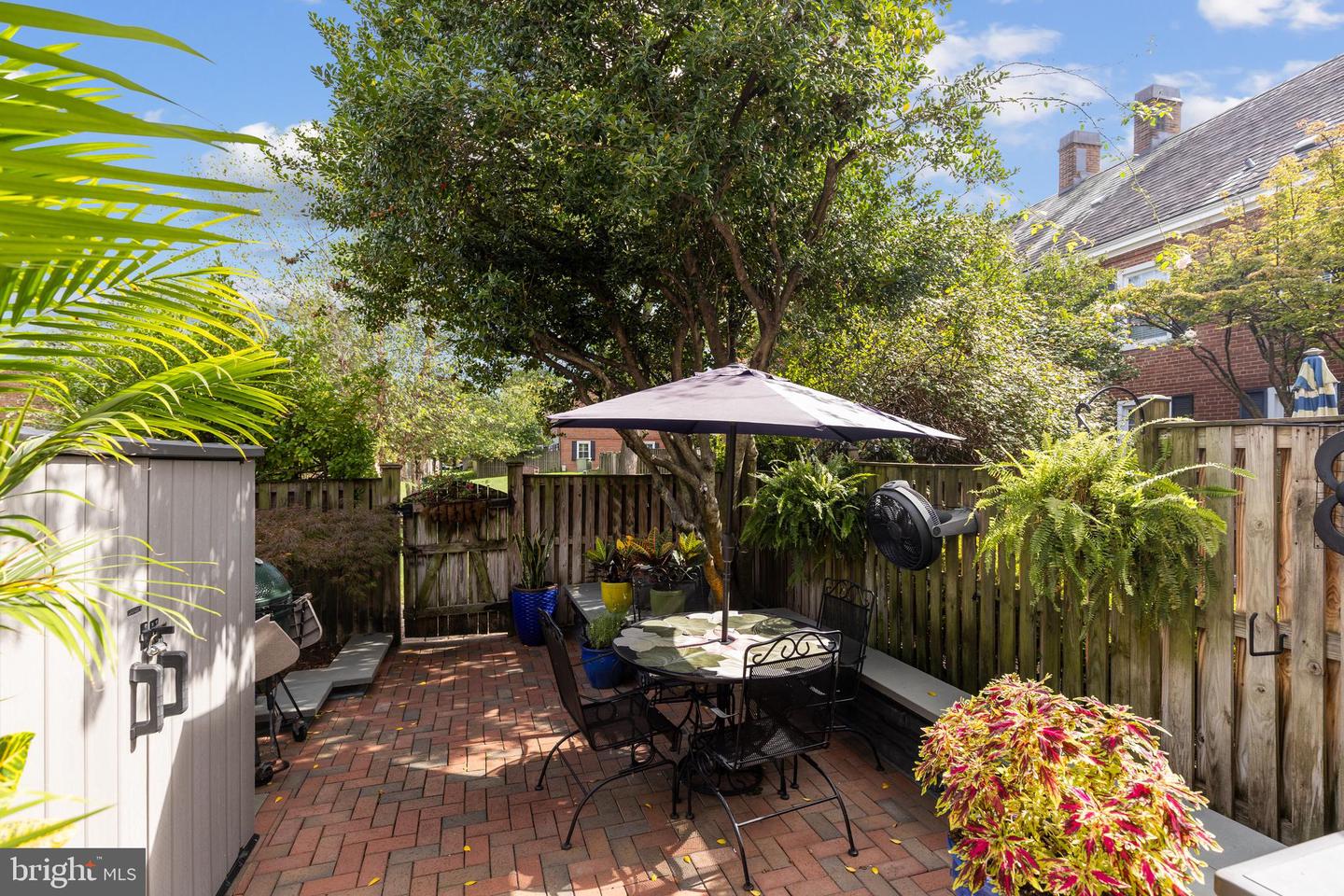 4427 36TH ST S, ARLINGTON, Virginia 22206, 2 Bedrooms Bedrooms, ,2 BathroomsBathrooms,Residential,For sale,4427 36TH ST S,VAAR2061722 MLS # VAAR2061722