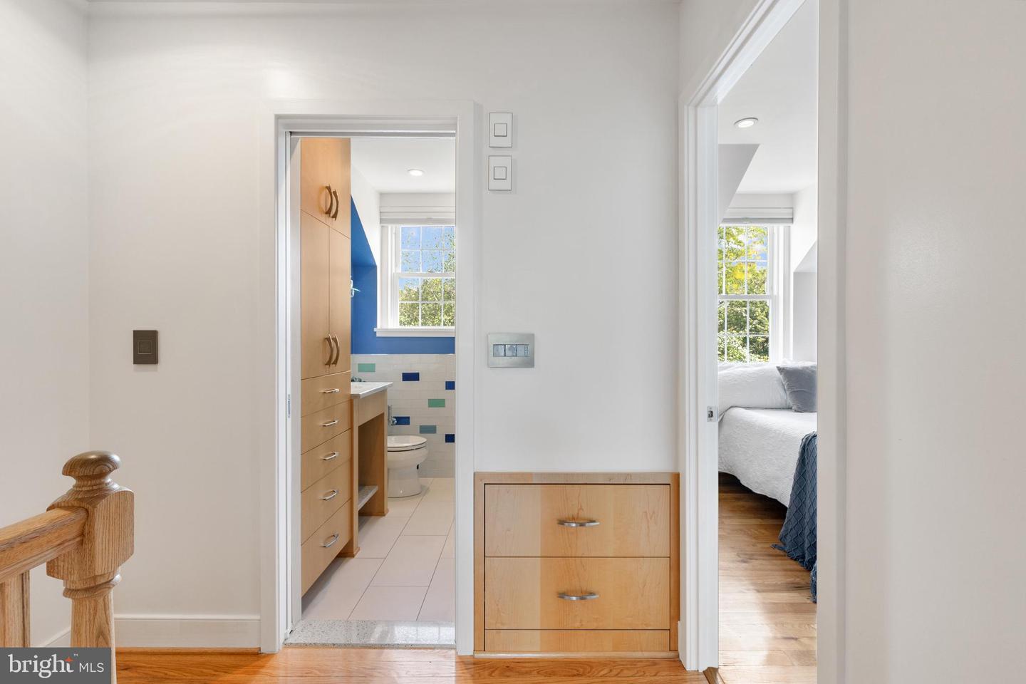 4427 36TH ST S, ARLINGTON, Virginia 22206, 2 Bedrooms Bedrooms, ,2 BathroomsBathrooms,Residential,For sale,4427 36TH ST S,VAAR2061722 MLS # VAAR2061722