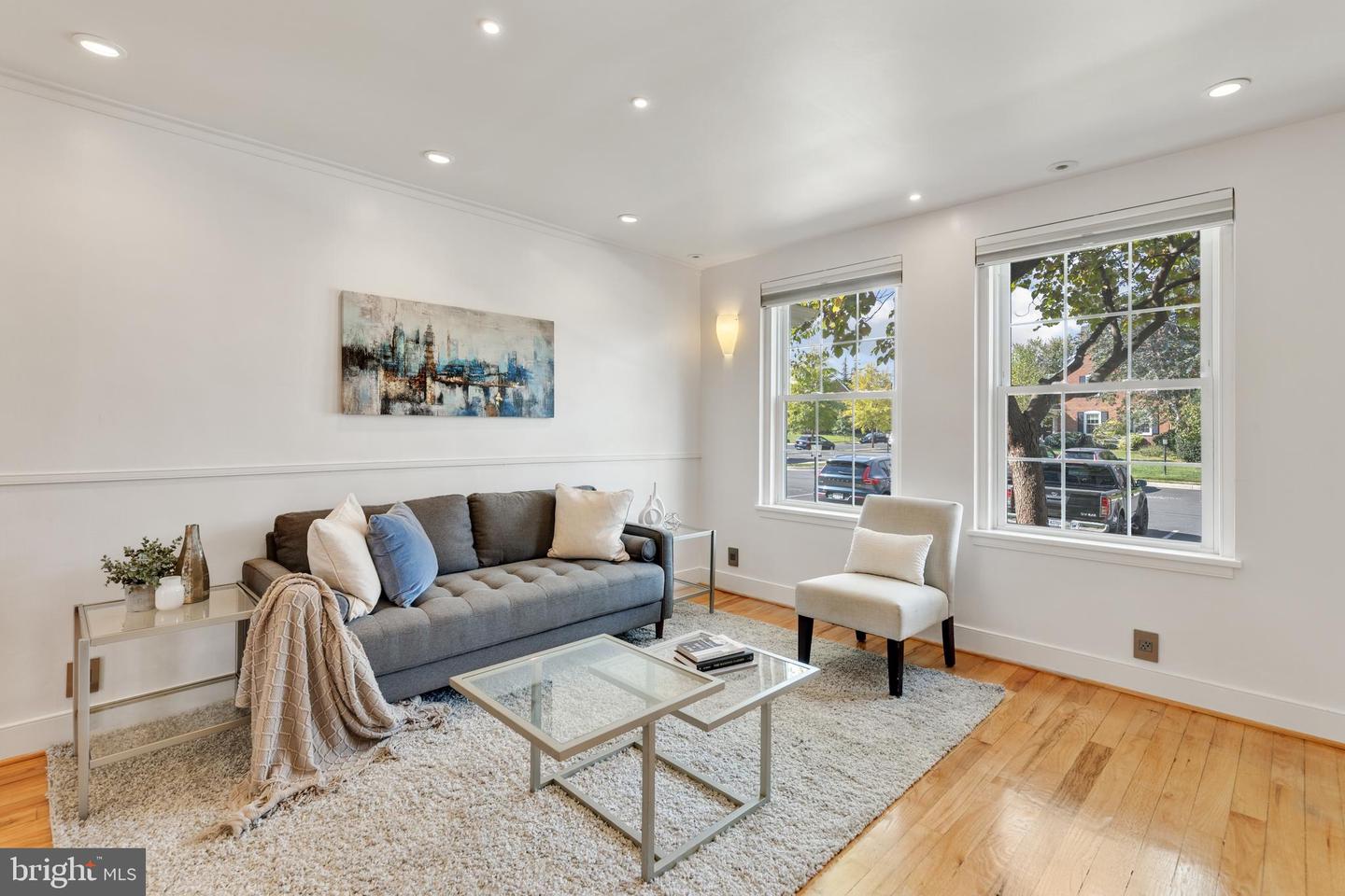 4427 36TH ST S, ARLINGTON, Virginia 22206, 2 Bedrooms Bedrooms, ,2 BathroomsBathrooms,Residential,For sale,4427 36TH ST S,VAAR2061722 MLS # VAAR2061722