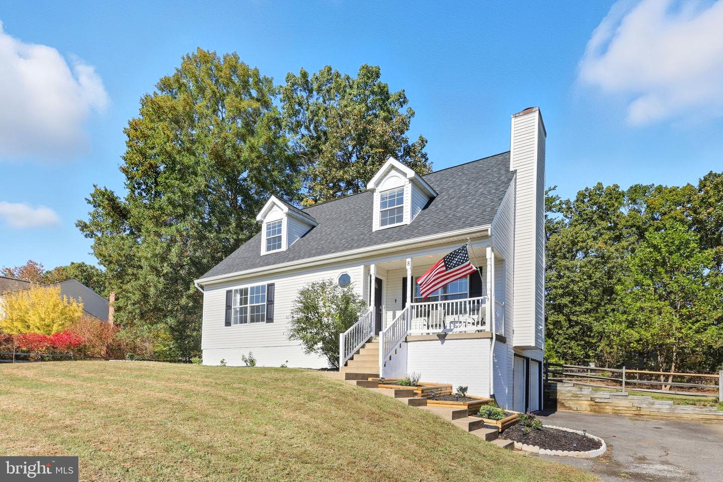 8 BROWN CIR, FREDERICKSBURG, Virginia 22405, 5 Bedrooms Bedrooms, ,3 BathroomsBathrooms,Residential,For sale,8 BROWN CIR,VAST2041482 MLS # VAST2041482