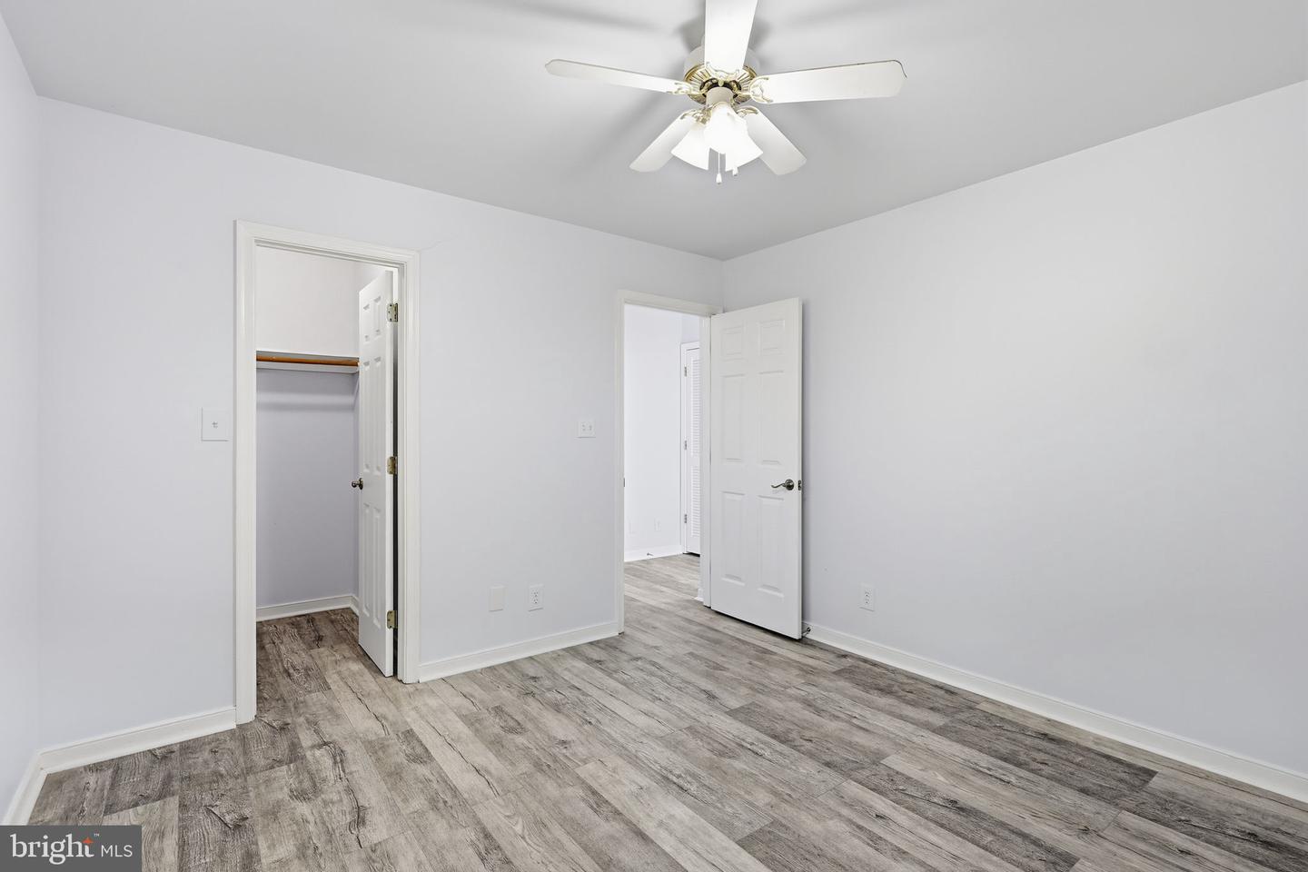 8 BROWN CIR, FREDERICKSBURG, Virginia 22405, 5 Bedrooms Bedrooms, ,3 BathroomsBathrooms,Residential,For sale,8 BROWN CIR,VAST2041482 MLS # VAST2041482