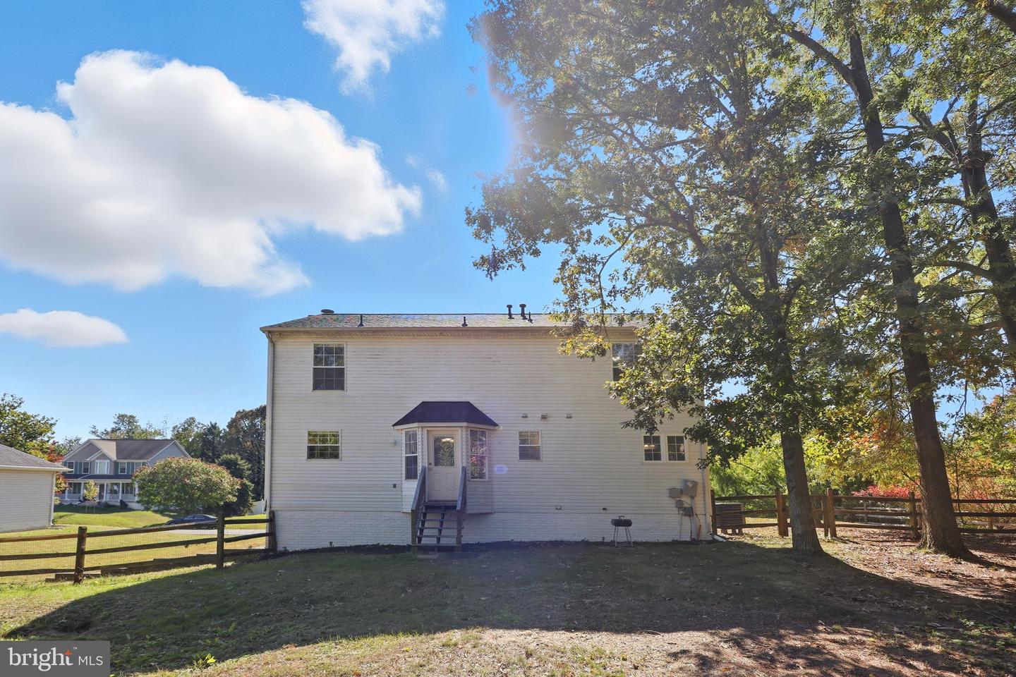 8 BROWN CIR, FREDERICKSBURG, Virginia 22405, 5 Bedrooms Bedrooms, ,3 BathroomsBathrooms,Residential,For sale,8 BROWN CIR,VAST2041482 MLS # VAST2041482