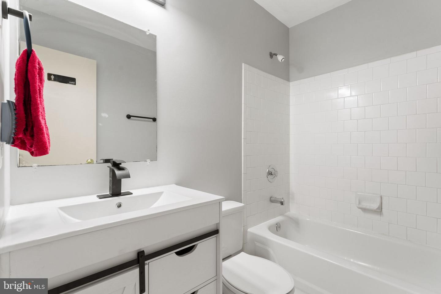 13 AVIARY ST, WARRENTON, Virginia 20186, 3 Bedrooms Bedrooms, ,3 BathroomsBathrooms,Residential,For sale,13 AVIARY ST,VAFQ2017912 MLS # VAFQ2017912