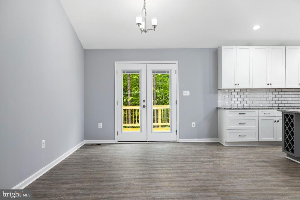 6640 LANES CORNER RD, SPOTSYLVANIA, Virginia 22551, 4 Bedrooms Bedrooms, ,3 BathroomsBathrooms,Residential,6640 LANES CORNER RD,VASP2037034 MLS # VASP2037034