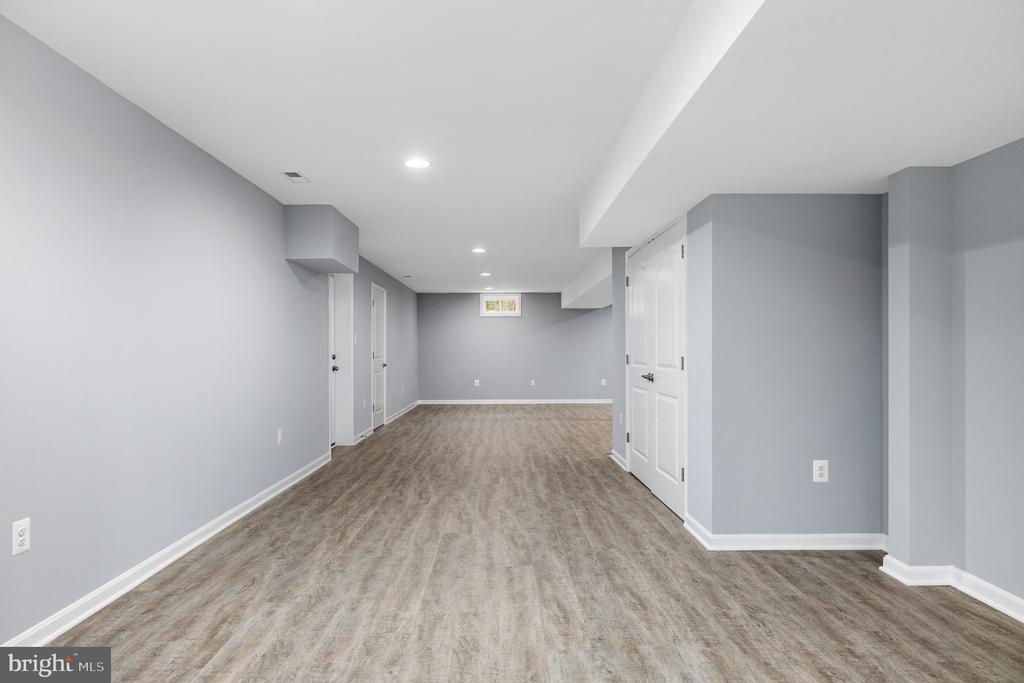 6640 LANES CORNER RD, SPOTSYLVANIA, Virginia 22551, 4 Bedrooms Bedrooms, ,3 BathroomsBathrooms,Residential,6640 LANES CORNER RD,VASP2037034 MLS # VASP2037034