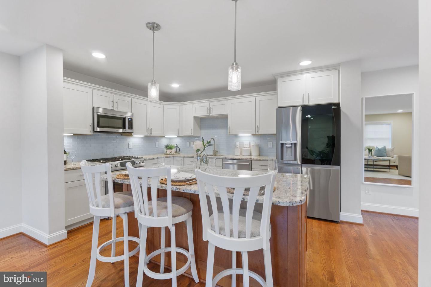 2915 MEADOW LN, FALLS CHURCH, Virginia 22042, 5 Bedrooms Bedrooms, ,3 BathroomsBathrooms,Residential,For sale,2915 MEADOW LN,VAFX2261698 MLS # VAFX2261698