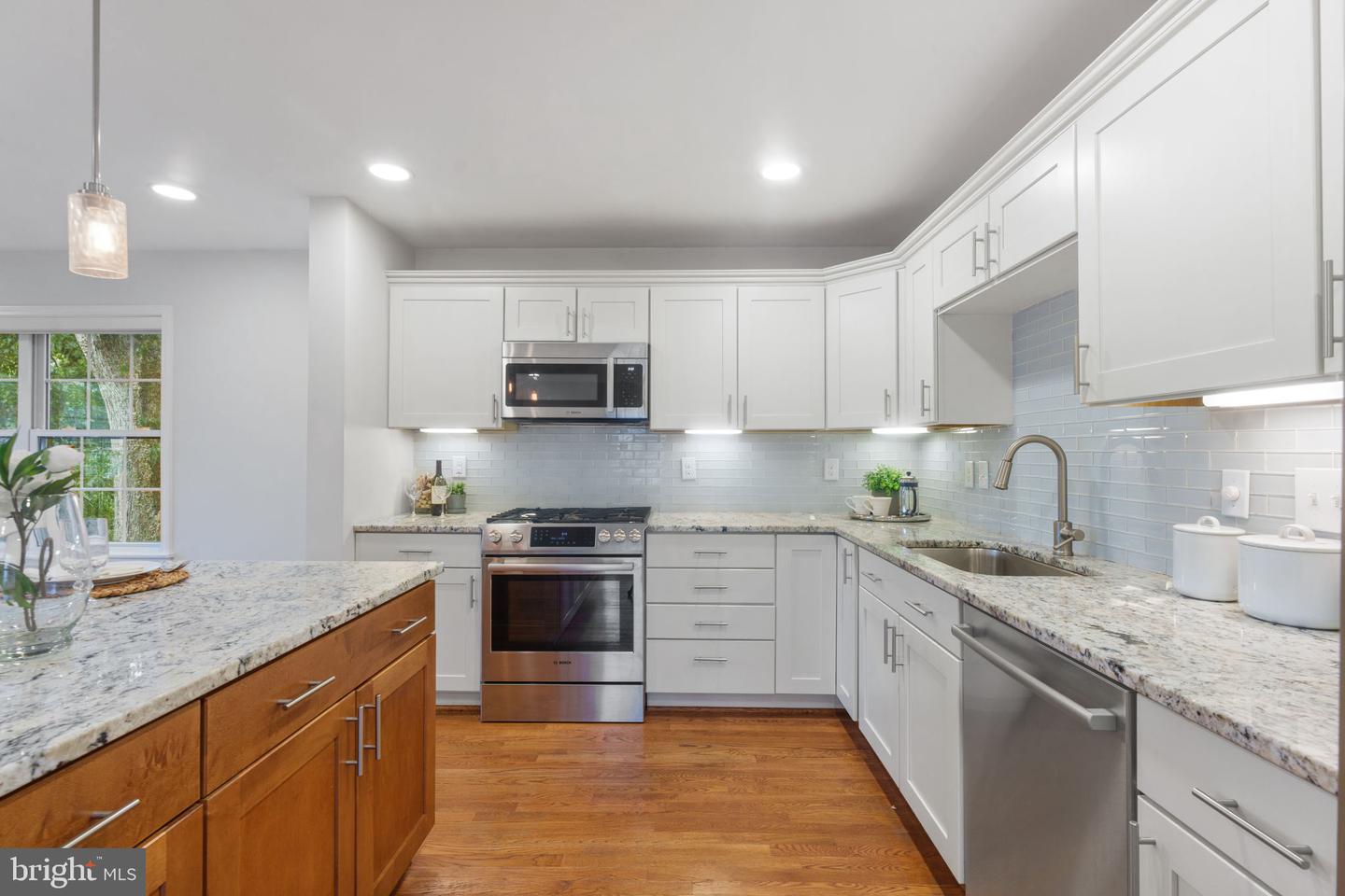 2915 MEADOW LN, FALLS CHURCH, Virginia 22042, 5 Bedrooms Bedrooms, ,3 BathroomsBathrooms,Residential,For sale,2915 MEADOW LN,VAFX2261698 MLS # VAFX2261698