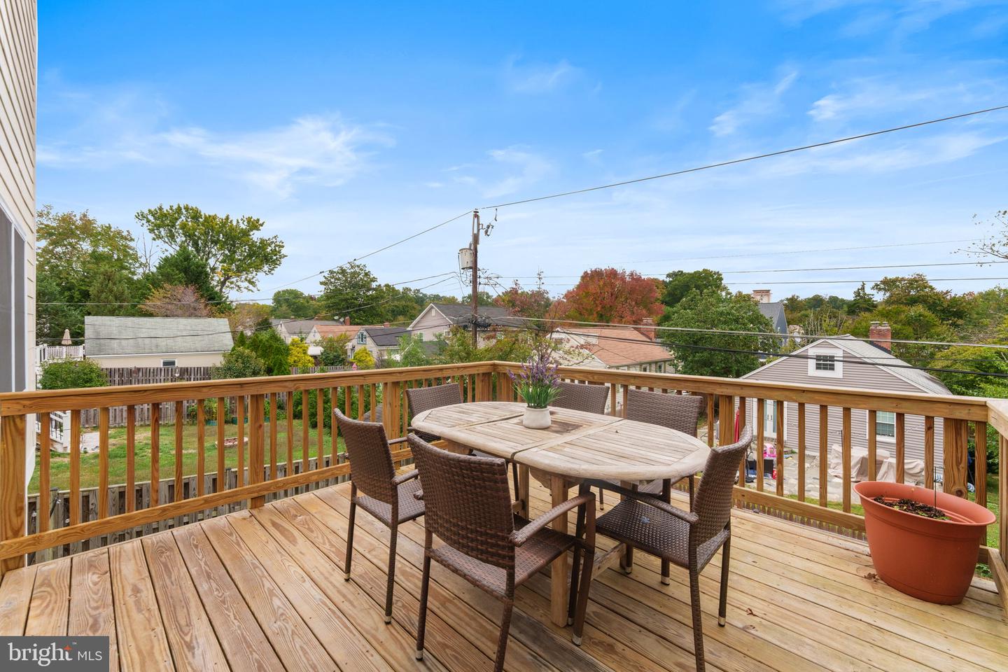 2915 MEADOW LN, FALLS CHURCH, Virginia 22042, 5 Bedrooms Bedrooms, ,3 BathroomsBathrooms,Residential,For sale,2915 MEADOW LN,VAFX2261698 MLS # VAFX2261698