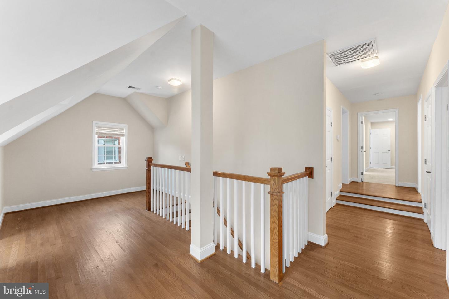 2915 MEADOW LN, FALLS CHURCH, Virginia 22042, 5 Bedrooms Bedrooms, ,3 BathroomsBathrooms,Residential,For sale,2915 MEADOW LN,VAFX2261698 MLS # VAFX2261698