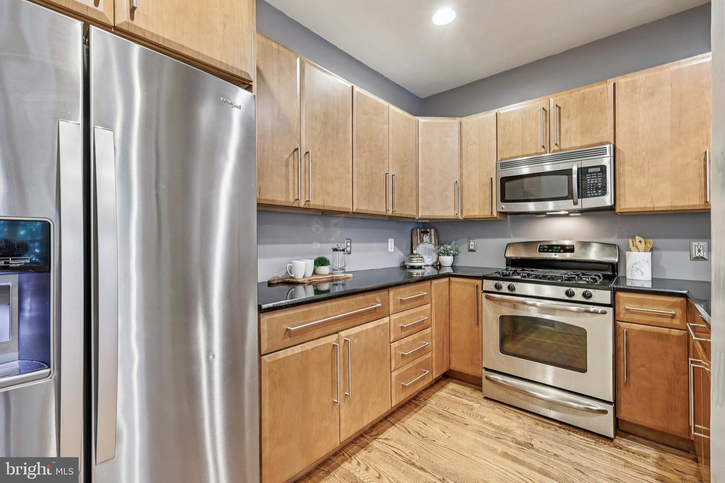 4681 LAWTON WAY #103, ALEXANDRIA, Virginia 22311, 2 Bedrooms Bedrooms, ,2 BathroomsBathrooms,Residential,For sale,4681 LAWTON WAY #103,VAAX2049222 MLS # VAAX2049222