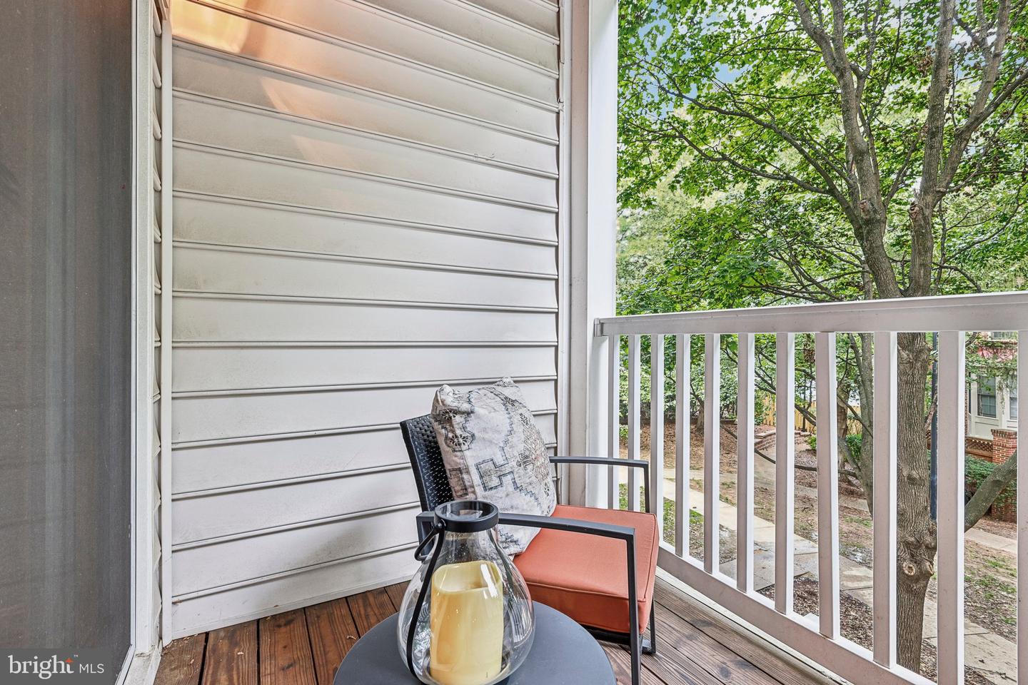 4681 LAWTON WAY #103, ALEXANDRIA, Virginia 22311, 2 Bedrooms Bedrooms, ,2 BathroomsBathrooms,Residential,For sale,4681 LAWTON WAY #103,VAAX2049222 MLS # VAAX2049222