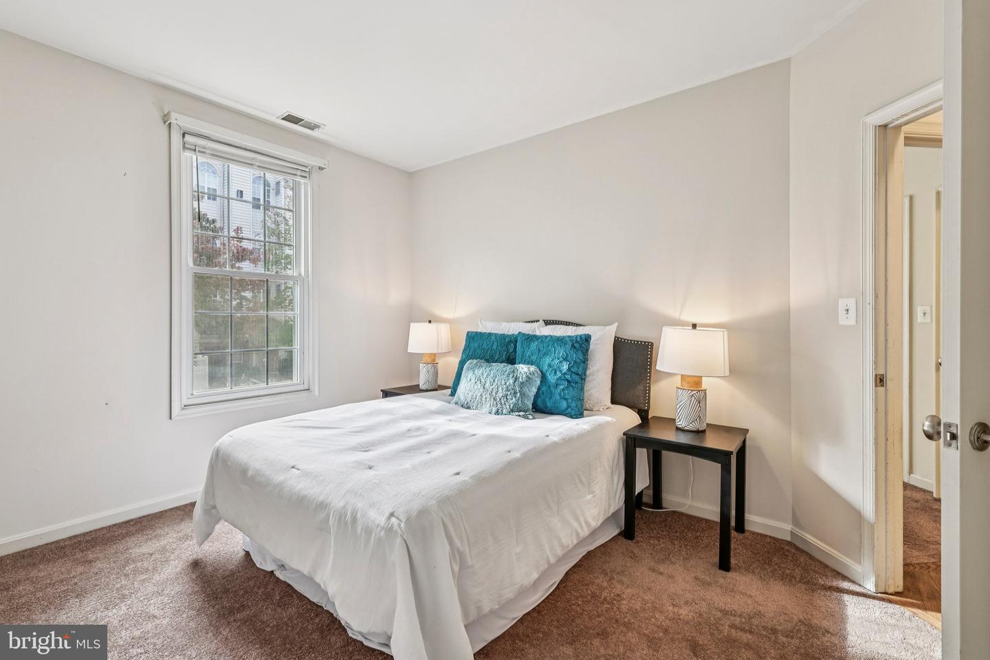 4681 LAWTON WAY #103, ALEXANDRIA, Virginia 22311, 2 Bedrooms Bedrooms, ,2 BathroomsBathrooms,Residential,For sale,4681 LAWTON WAY #103,VAAX2049222 MLS # VAAX2049222