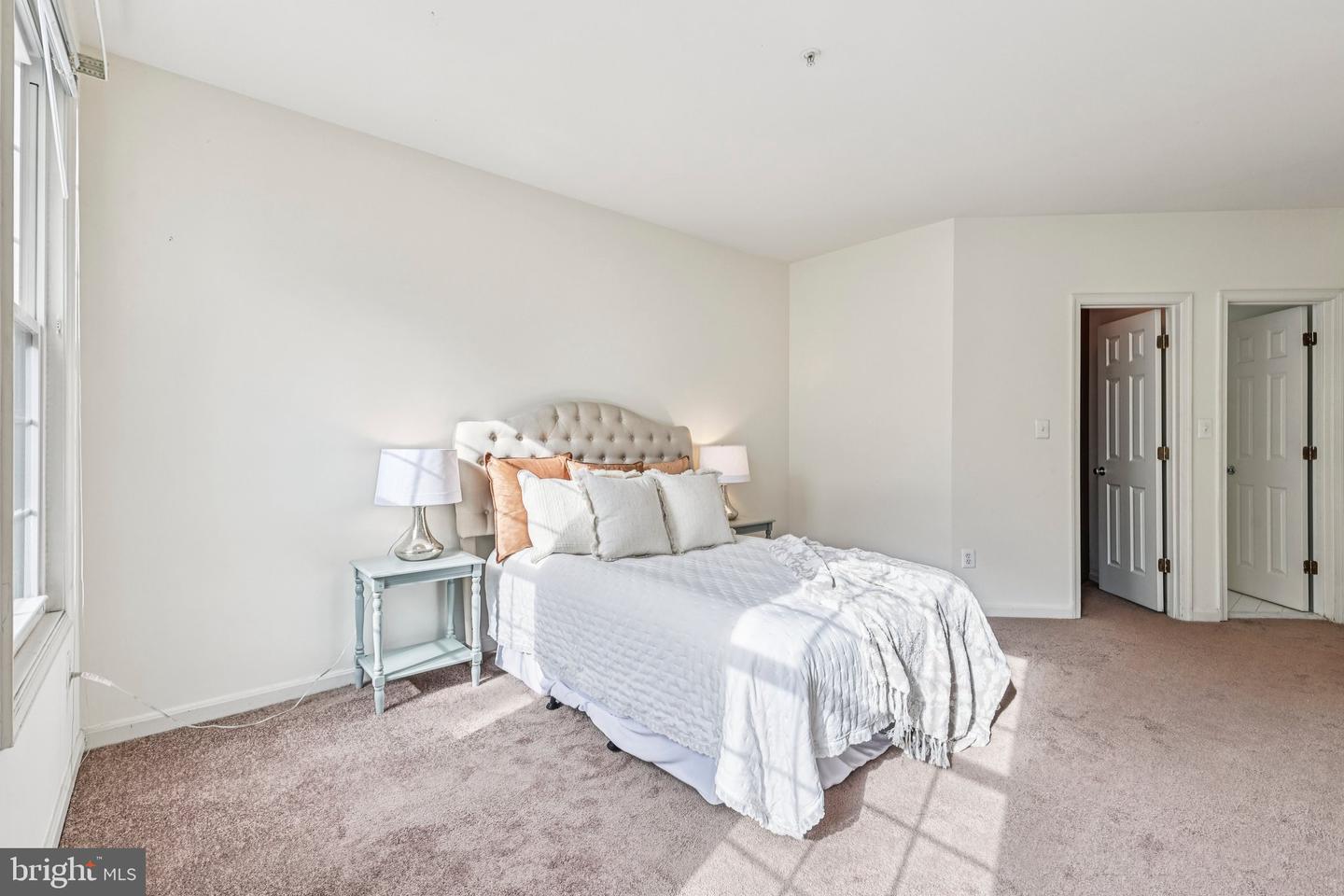 4681 LAWTON WAY #103, ALEXANDRIA, Virginia 22311, 2 Bedrooms Bedrooms, ,2 BathroomsBathrooms,Residential,For sale,4681 LAWTON WAY #103,VAAX2049222 MLS # VAAX2049222