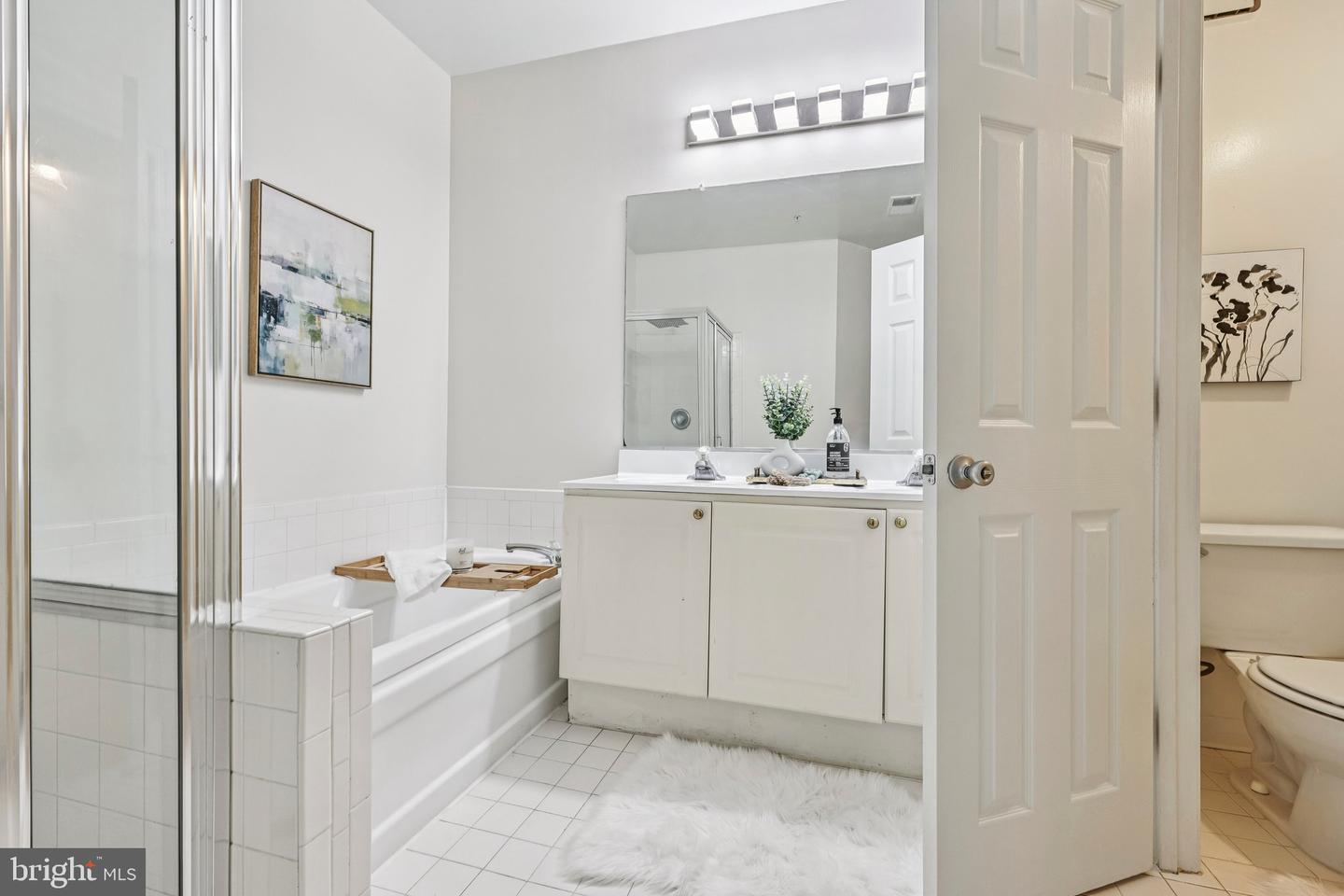 4681 LAWTON WAY #103, ALEXANDRIA, Virginia 22311, 2 Bedrooms Bedrooms, ,2 BathroomsBathrooms,Residential,For sale,4681 LAWTON WAY #103,VAAX2049222 MLS # VAAX2049222