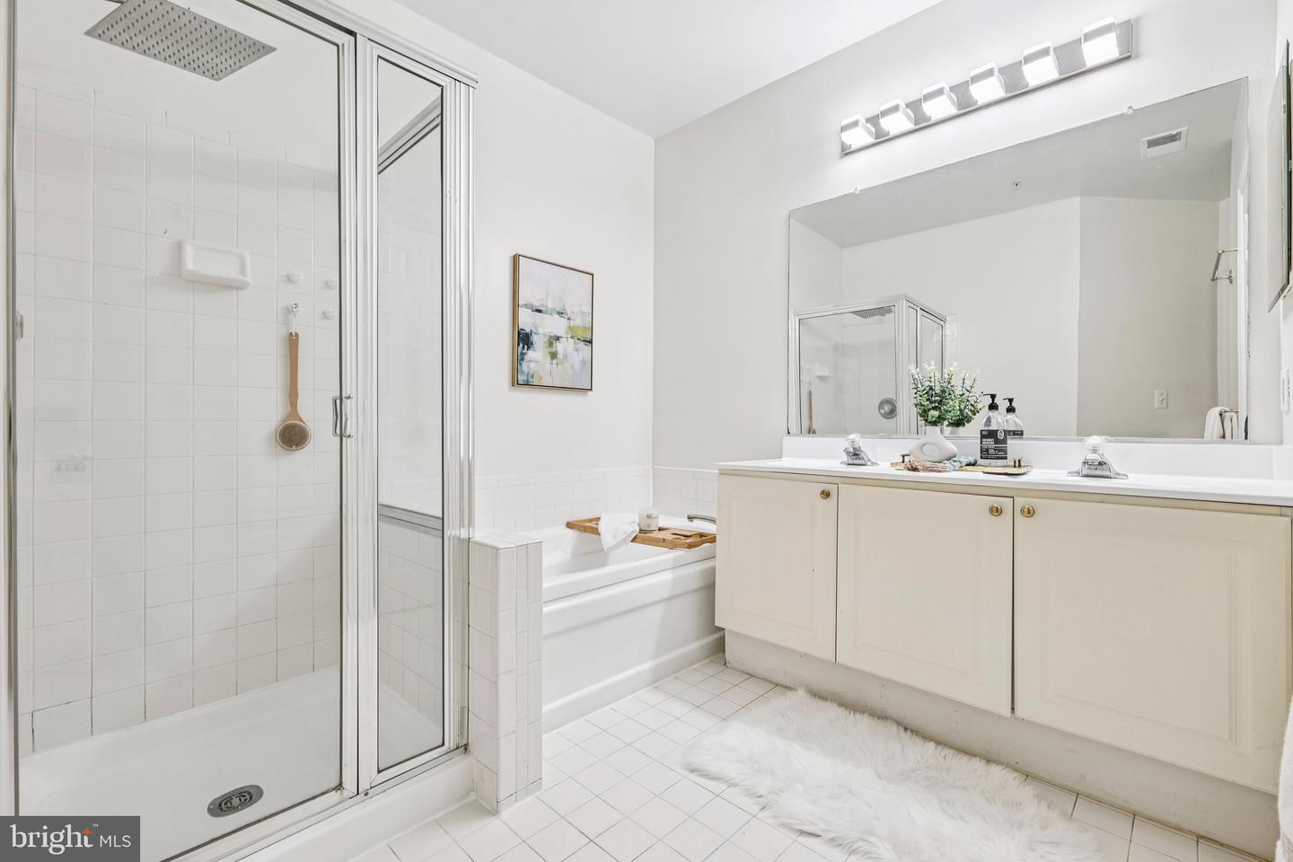 4681 LAWTON WAY #103, ALEXANDRIA, Virginia 22311, 2 Bedrooms Bedrooms, ,2 BathroomsBathrooms,Residential,For sale,4681 LAWTON WAY #103,VAAX2049222 MLS # VAAX2049222