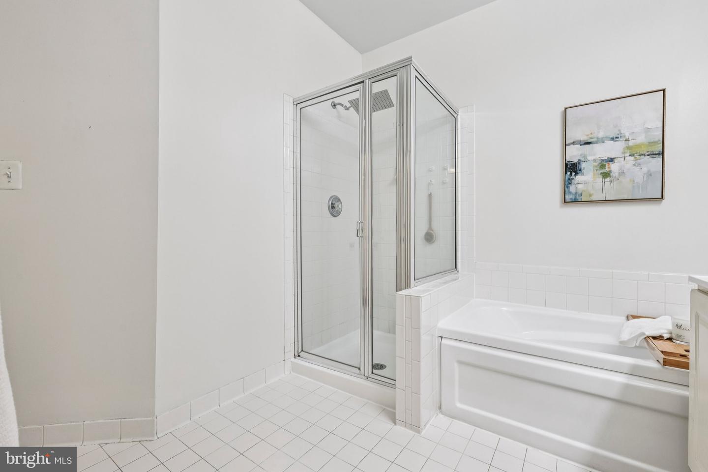 4681 LAWTON WAY #103, ALEXANDRIA, Virginia 22311, 2 Bedrooms Bedrooms, ,2 BathroomsBathrooms,Residential,For sale,4681 LAWTON WAY #103,VAAX2049222 MLS # VAAX2049222