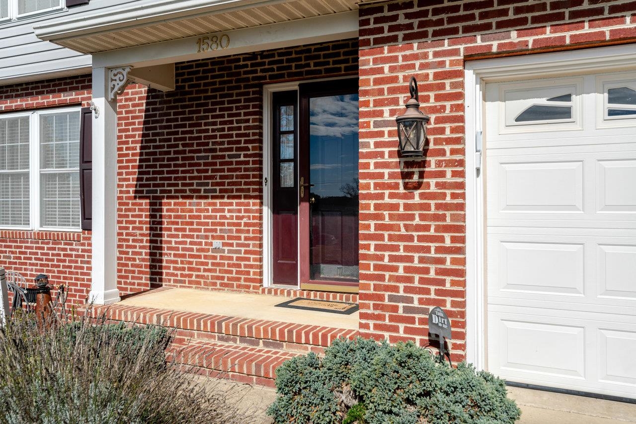 1580 SHENSTONE DR, HARRISONBURG, Virginia 22802, 3 Bedrooms Bedrooms, ,2 BathroomsBathrooms,Residential,1580 SHENSTONE DR,670153 MLS # 670153