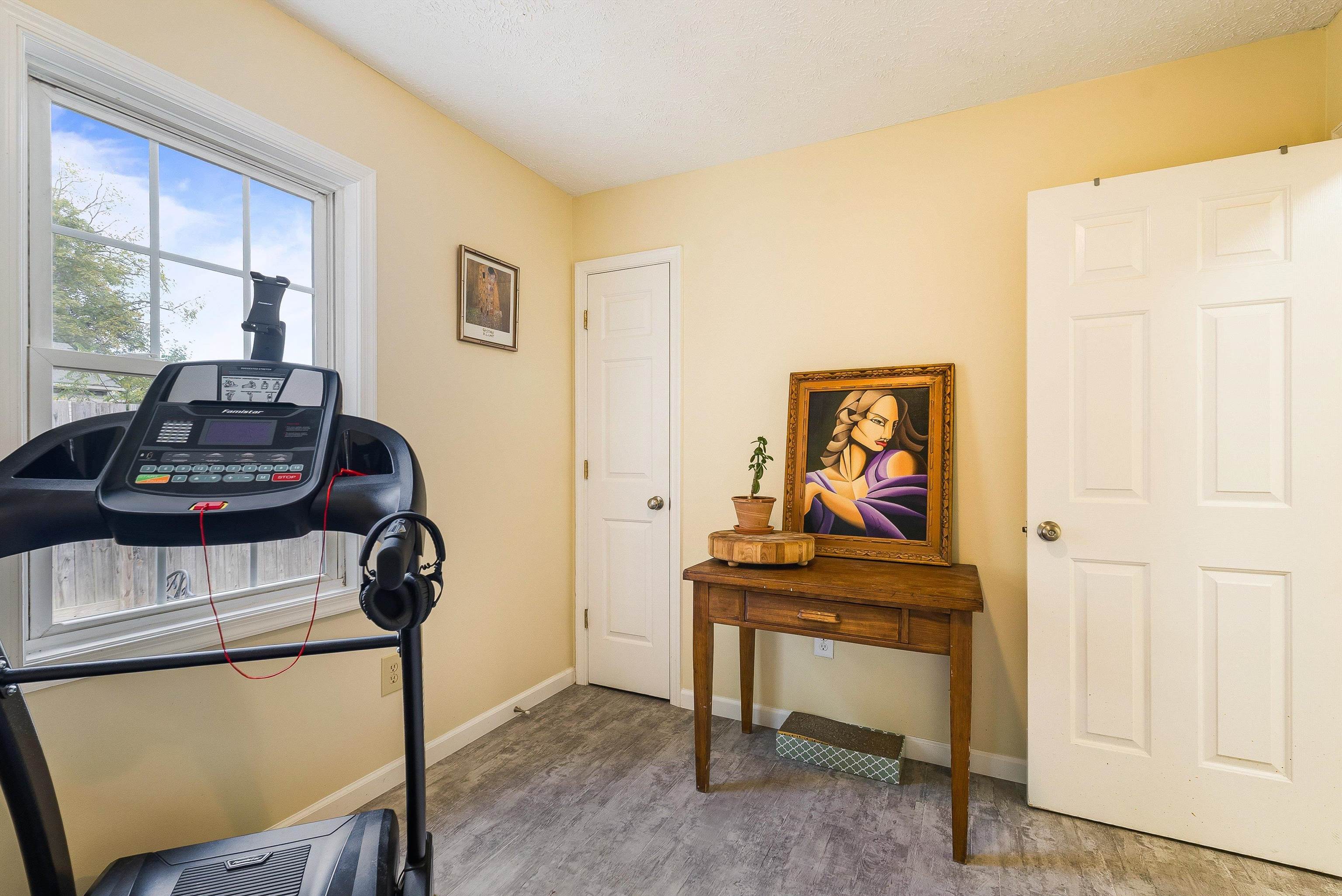 100 OLIVE ST, STAUNTON, Virginia 24401, 3 Bedrooms Bedrooms, ,2 BathroomsBathrooms,Residential,100 OLIVE ST,670155 MLS # 670155