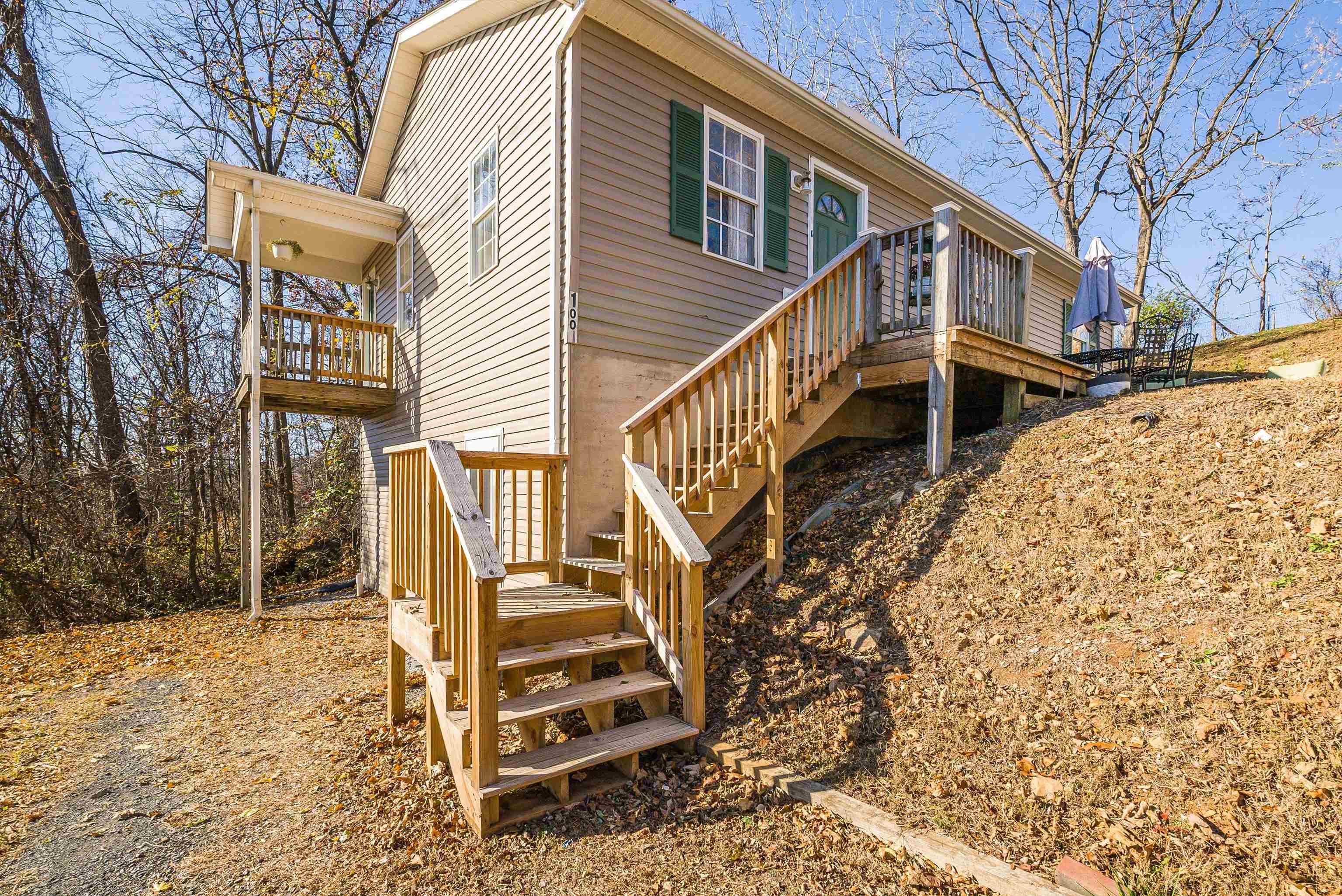 100 OLIVE ST, STAUNTON, Virginia 24401, 3 Bedrooms Bedrooms, ,2 BathroomsBathrooms,Residential,100 OLIVE ST,670155 MLS # 670155 100 OLIVE ST, STAUNTON, Virginia 24401, 3 Bedrooms Bedrooms, ,2 BathroomsBathrooms,Residential,100 OLIVE ST,670155 MLS # 670155